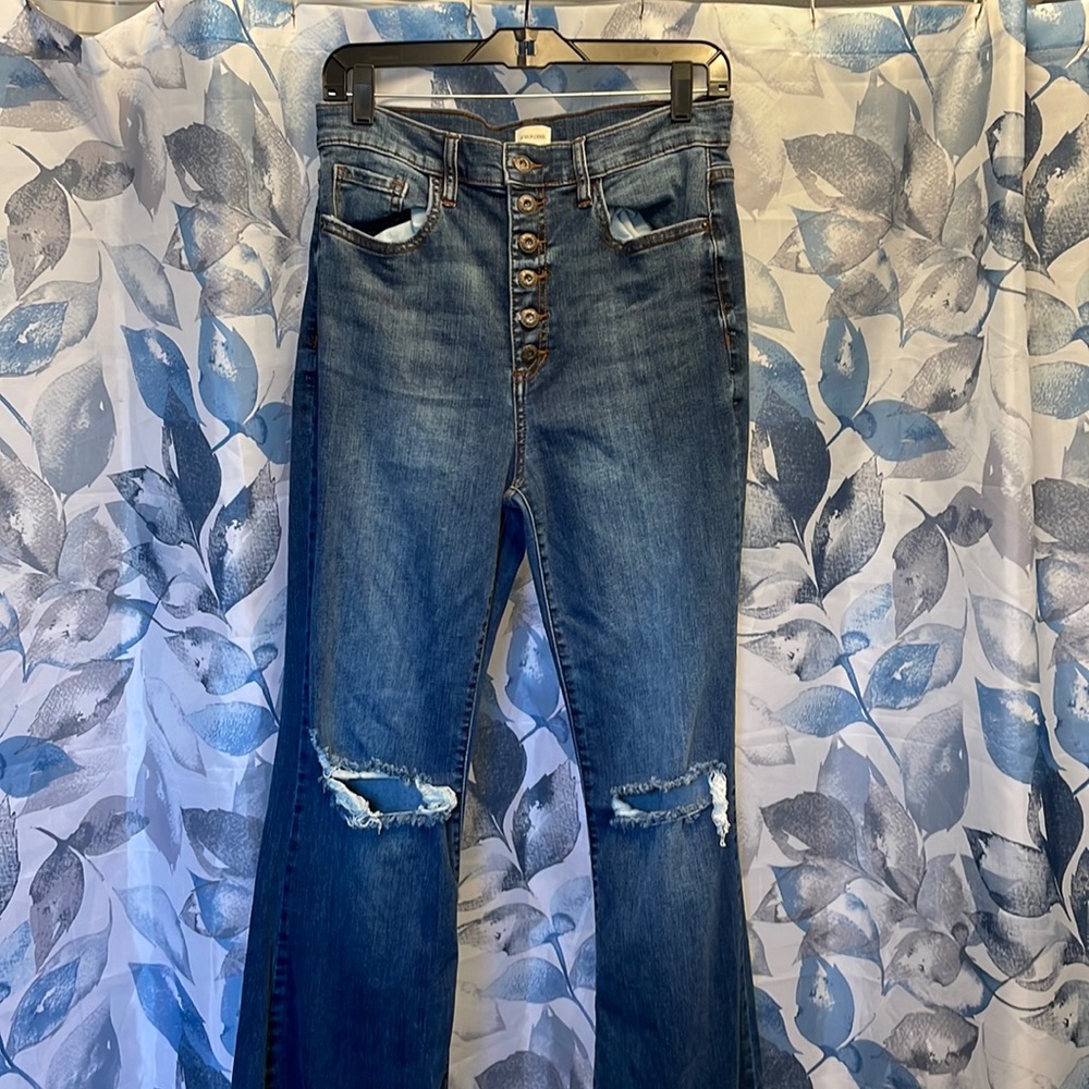 Worn once! NWOT sneak peek bell bottom jeans